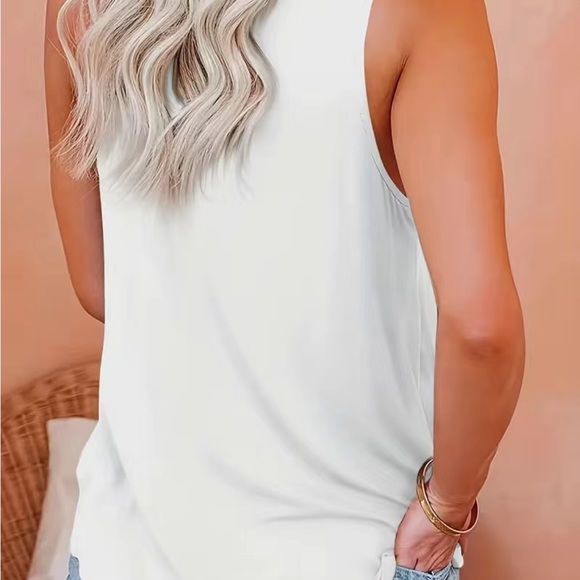 COPY - 😍BARBIE GRAFIC TEE🥰 - Picture 3 of 7